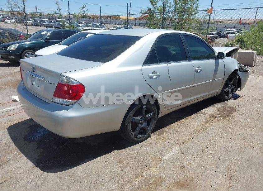 Photo 4 of 2005 Toyota Camry LE/SE/XLE (VIN 4T1BE30KX5U987571)
