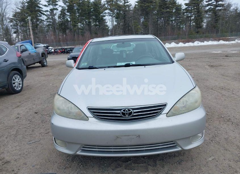 Photo 12 of 2006 Toyota Camry XLE (VIN 4T1BE30KX6U132080)