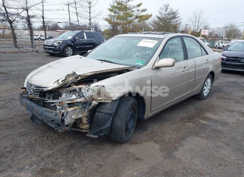 Photo 2 of 2006 Toyota Camry LE (VIN 4T1BE30KX6U645197)