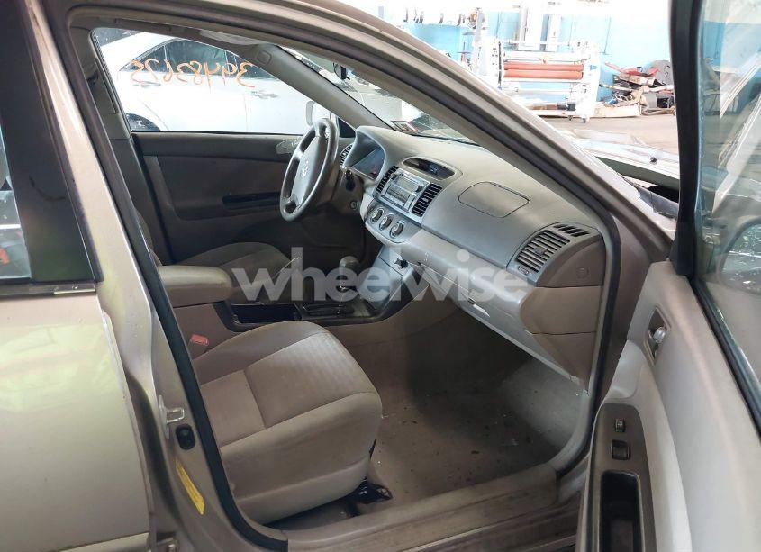 Photo 5 of 2006 Toyota Camry LE (VIN 4T1BE30KX6U645197)