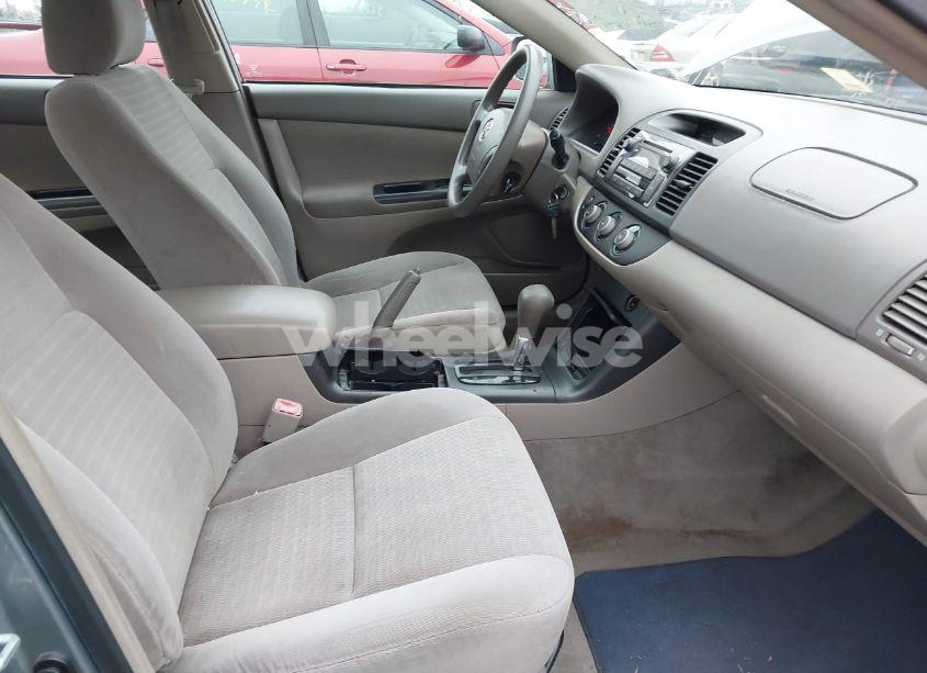 Photo 5 of 2006 Toyota Camry LE (VIN 4T1BE30KX6U675218)