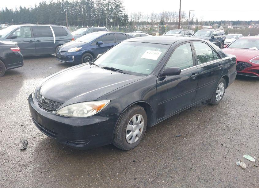 Photo 2 of 2002 Toyota Camry LE (VIN 4T1BE32K02U015390)