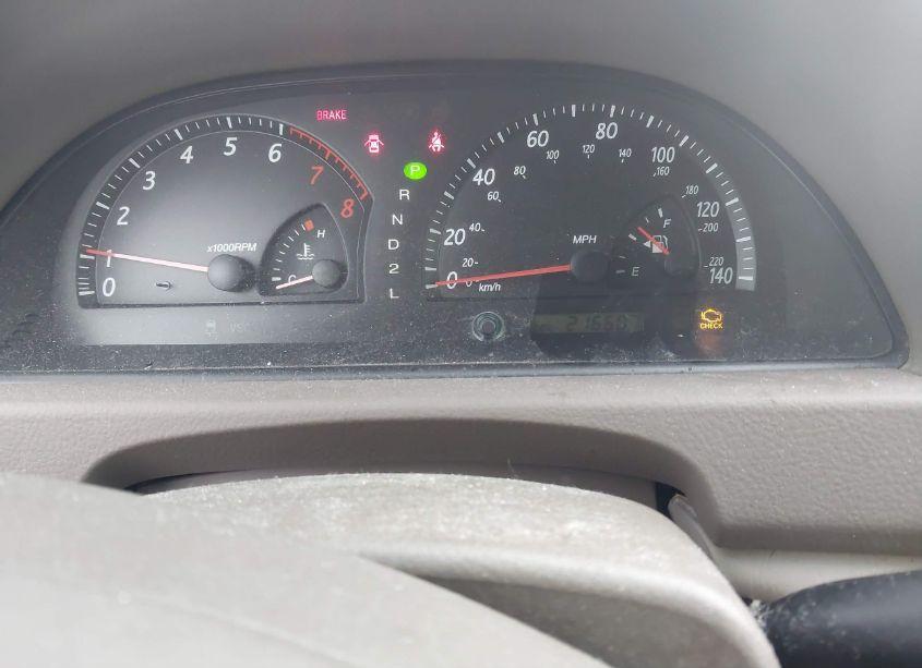 Photo 7 of 2002 Toyota Camry LE (VIN 4T1BE32K02U015390)