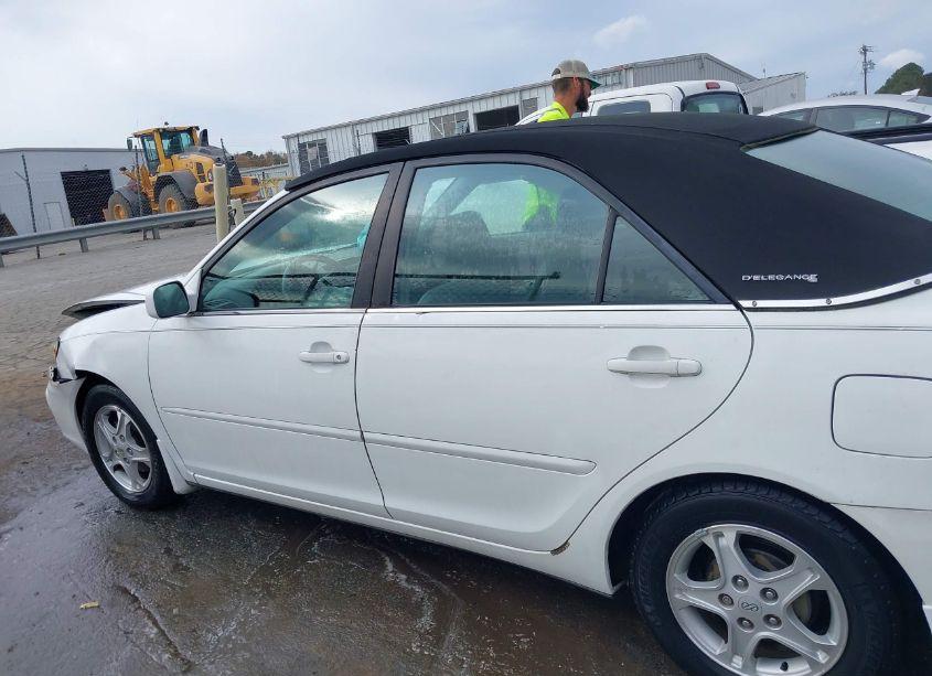 Photo 14 of 2002 Toyota Camry LE (VIN 4T1BE32K02U031122)