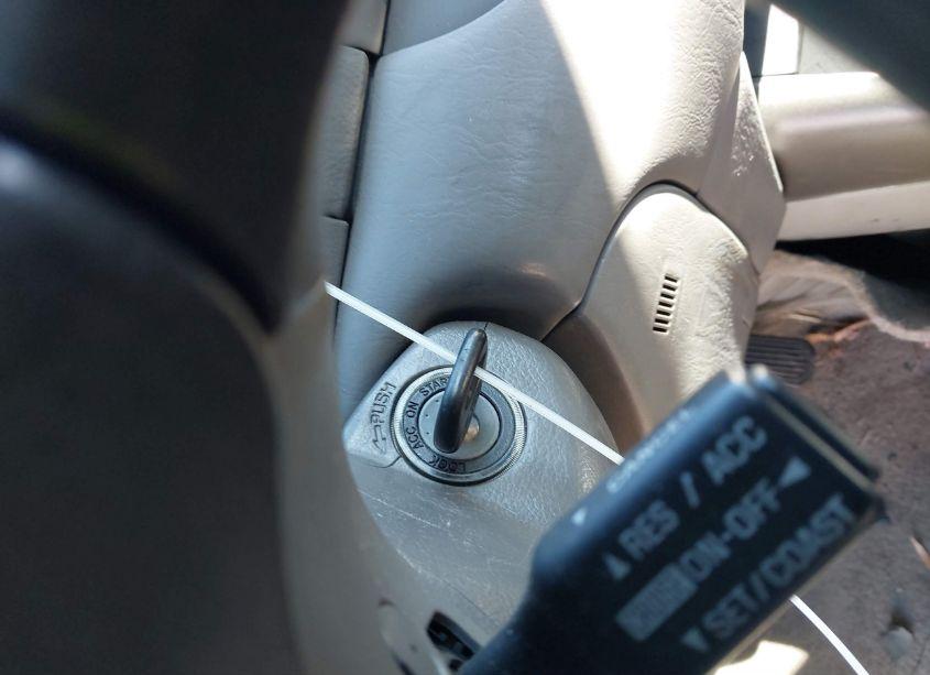 Photo 11 of 2002 Toyota Camry LE (VIN 4T1BE32K02U039494)