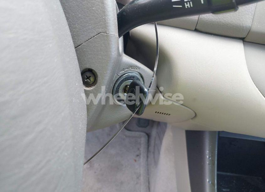 Photo 11 of 2002 Toyota Camry LE (VIN 4T1BE32K02U043898)