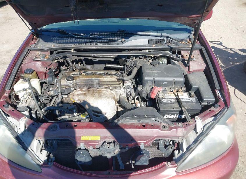 Photo 10 of 2002 Toyota Camry SE (VIN 4T1BE32K02U044288)