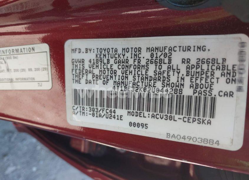 Photo 9 of 2002 Toyota Camry SE (VIN 4T1BE32K02U044288)