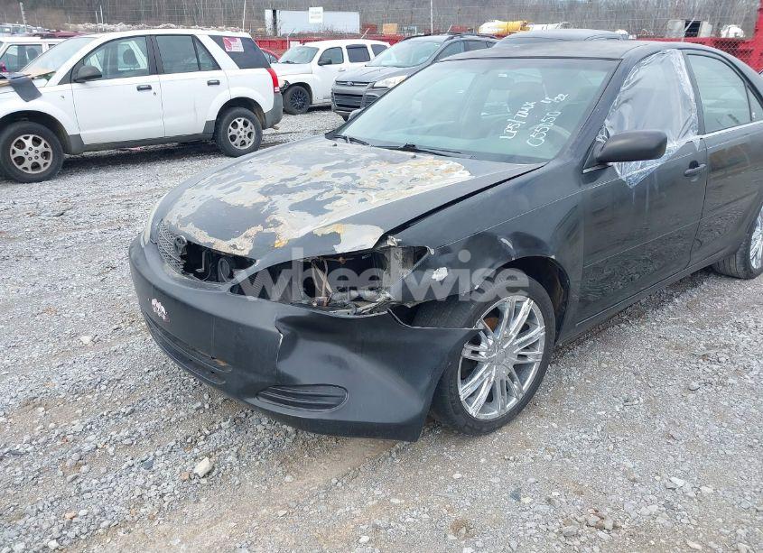 Photo 6 of 2002 Toyota Camry LE (VIN 4T1BE32K02U055050)