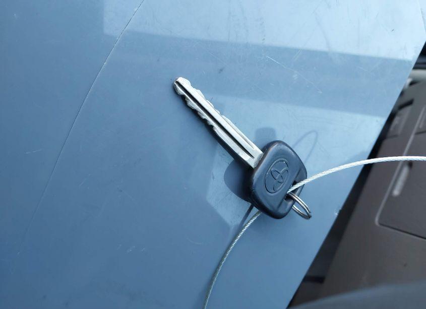 Photo 11 of 2002 Toyota Camry LE (VIN 4T1BE32K02U539204)