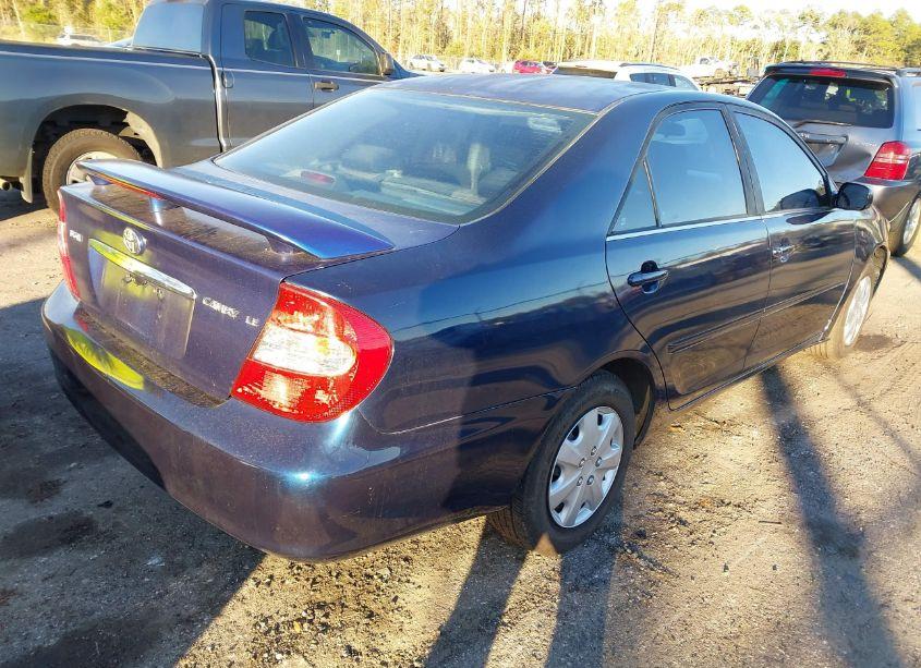 Photo 4 of 2002 Toyota Camry LE (VIN 4T1BE32K02U539204)