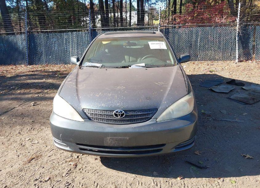 Photo 11 of 2002 Toyota Camry LE (VIN 4T1BE32K02U604441)