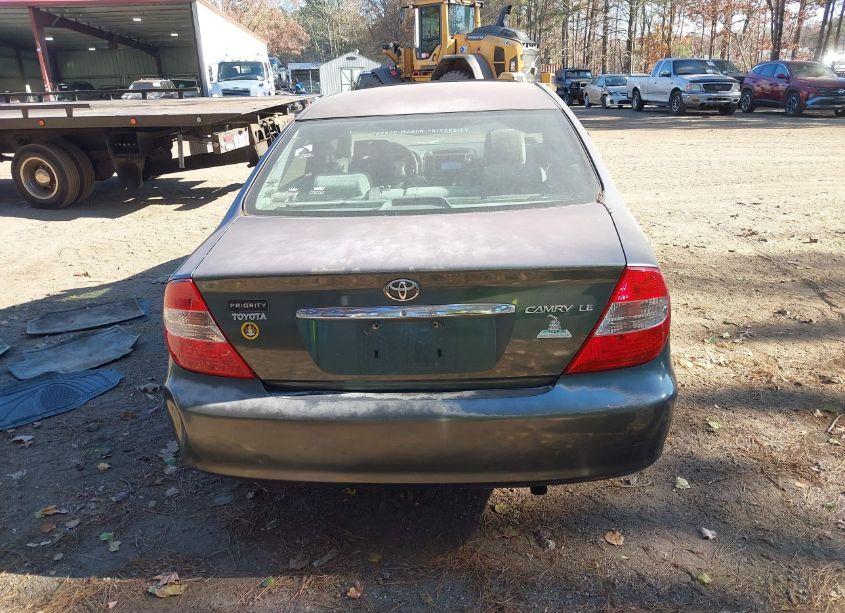 Photo 15 of 2002 Toyota Camry LE (VIN 4T1BE32K02U604441)