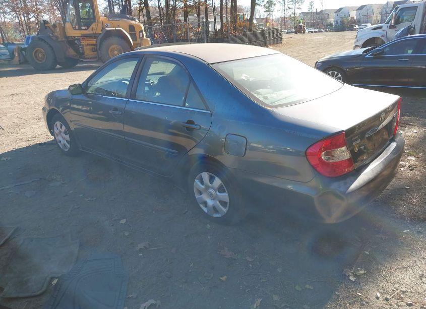 Photo 3 of 2002 Toyota Camry LE (VIN 4T1BE32K02U604441)