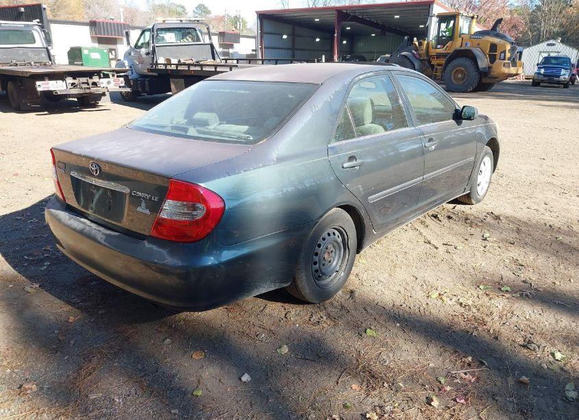 Photo 4 of 2002 Toyota Camry LE (VIN 4T1BE32K02U604441)