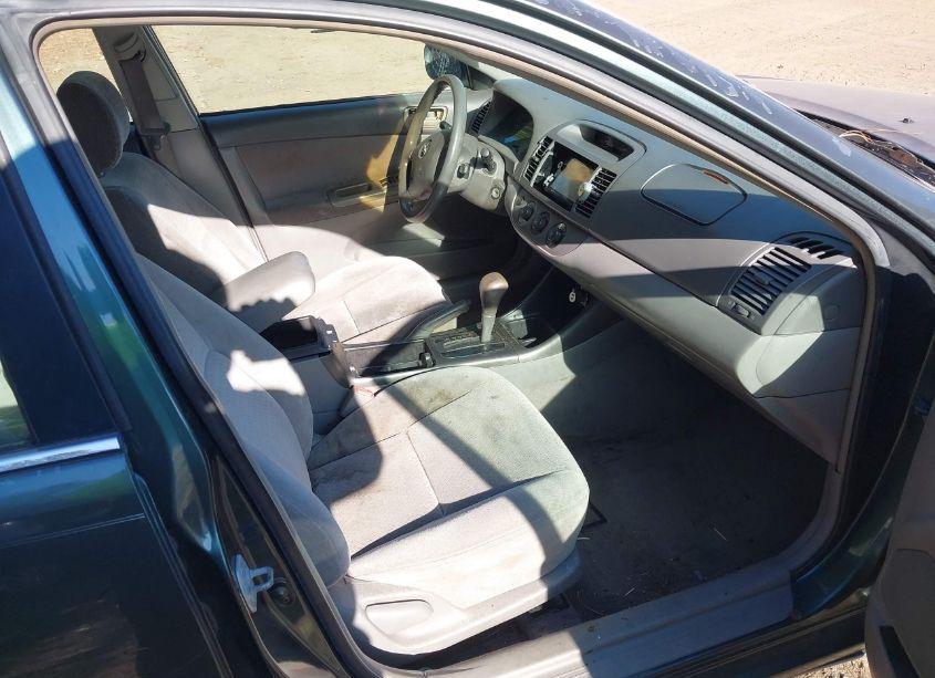 Photo 5 of 2002 Toyota Camry LE (VIN 4T1BE32K02U604441)