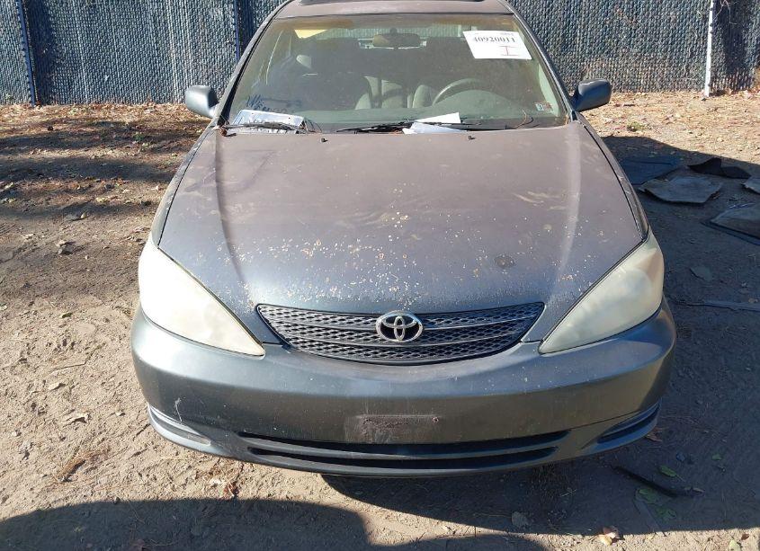 Photo 6 of 2002 Toyota Camry LE (VIN 4T1BE32K02U604441)