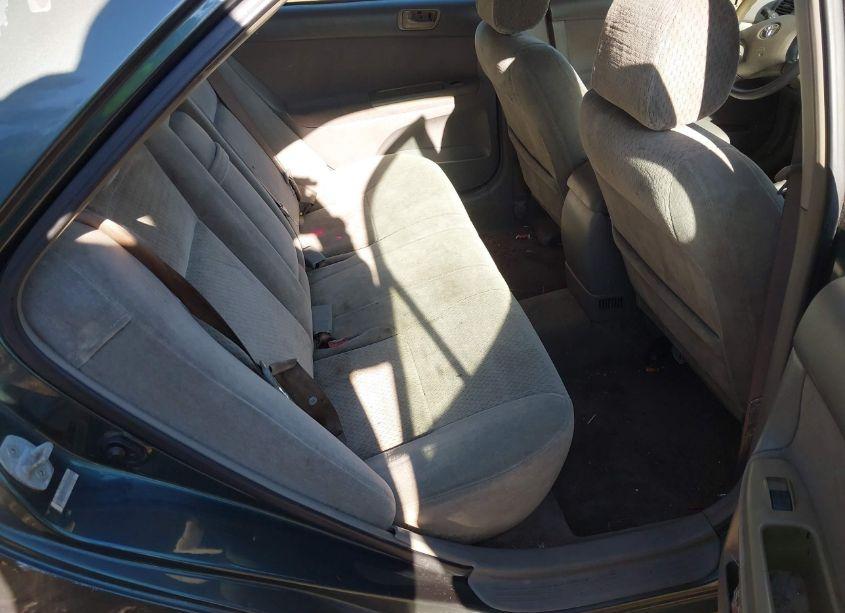 Photo 8 of 2002 Toyota Camry LE (VIN 4T1BE32K02U604441)