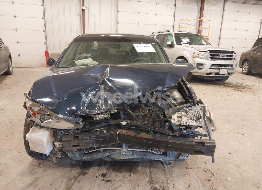 Photo 13 of 2002 Toyota Camry XLE (VIN 4T1BE32K02U605847)