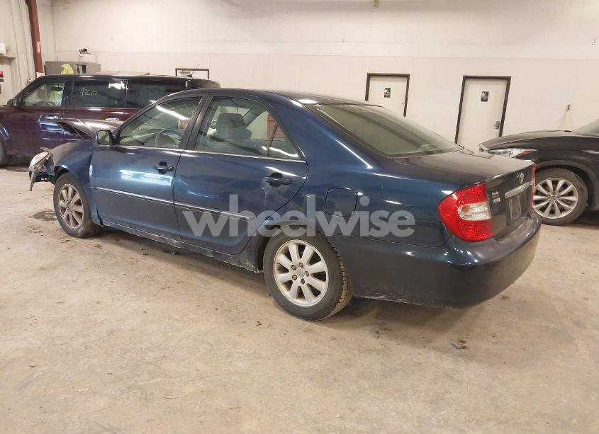 Photo 3 of 2002 Toyota Camry XLE (VIN 4T1BE32K02U605847)