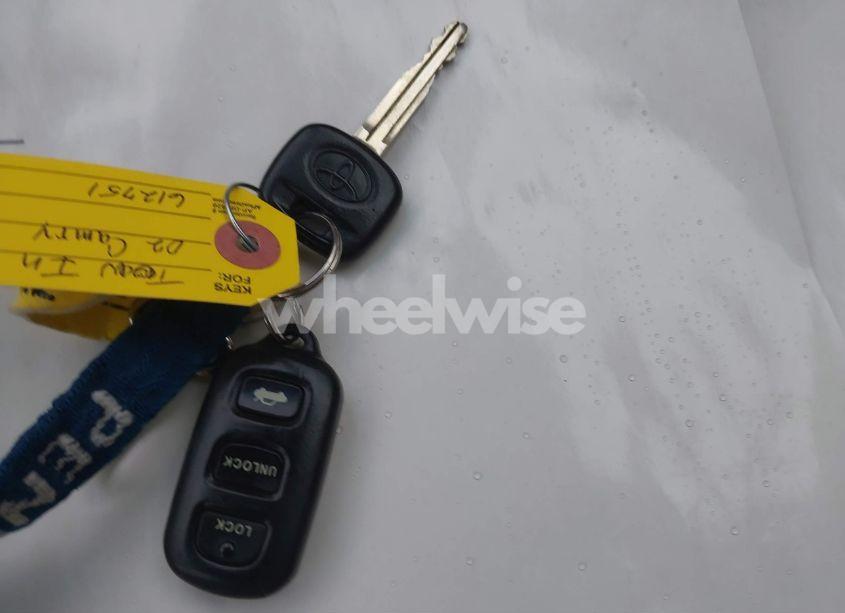 Photo 11 of 2002 Toyota Camry LE (VIN 4T1BE32K02U612751)