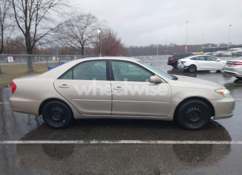 Photo 13 of 2002 Toyota Camry LE (VIN 4T1BE32K02U612751)