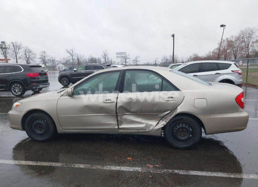 Photo 14 of 2002 Toyota Camry LE (VIN 4T1BE32K02U612751)