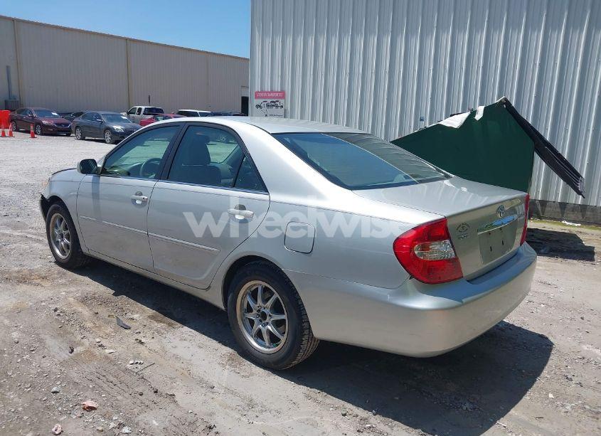 Photo 3 of 2002 Toyota Camry LE/SE/XLE (VIN 4T1BE32K02U630523)