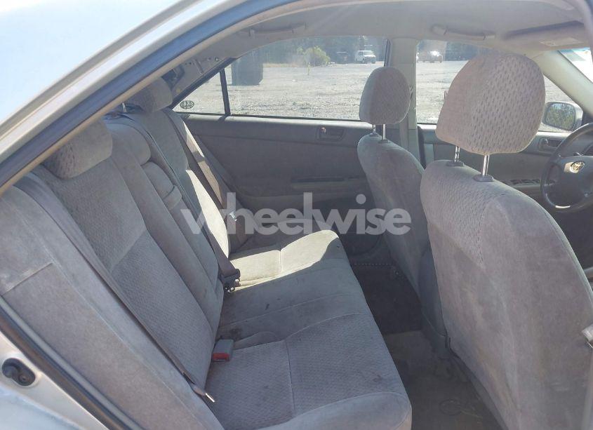 Photo 8 of 2003 Toyota Camry LE (VIN 4T1BE32K03U135482)