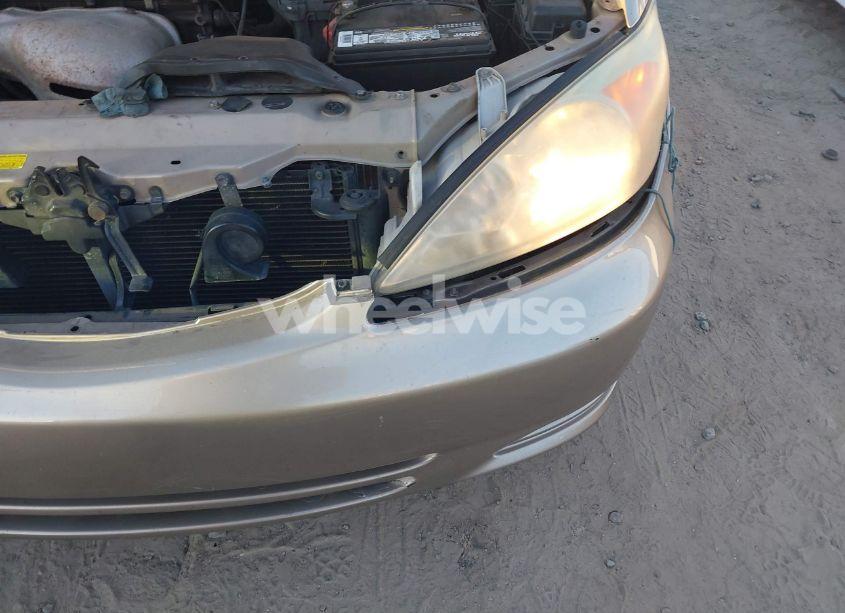 Photo 6 of 2003 Toyota Camry LE (VIN 4T1BE32K03U149687)
