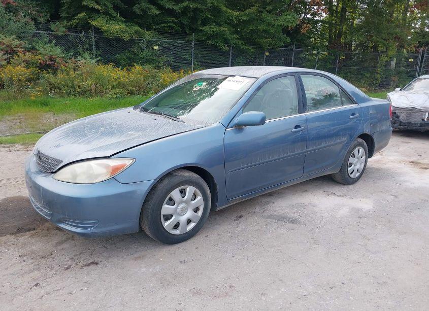 Photo 2 of 2003 Toyota Camry LE (VIN 4T1BE32K03U215820)