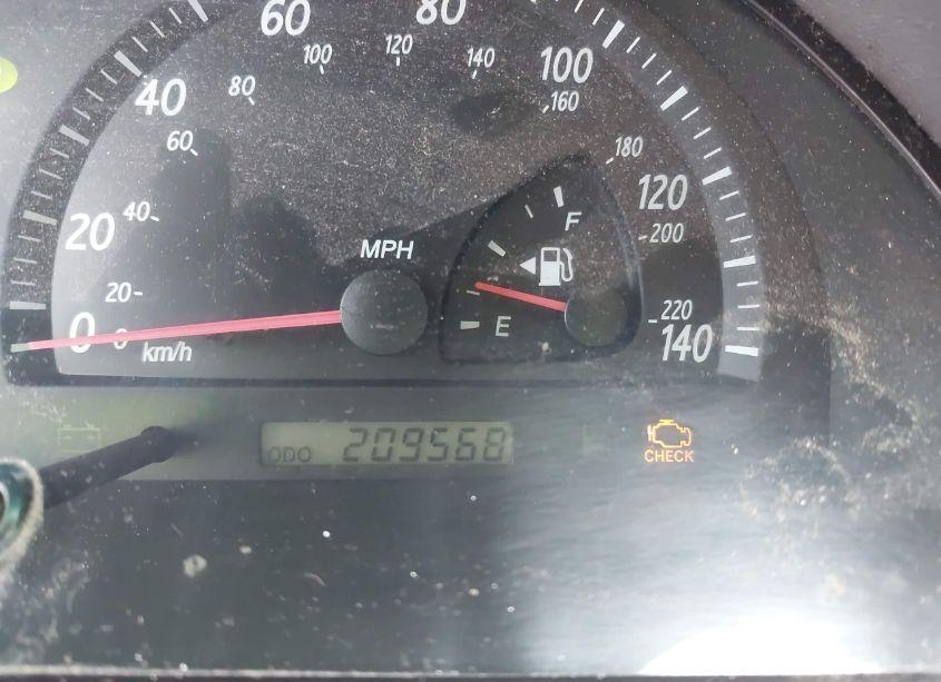 Photo 7 of 2003 Toyota Camry LE (VIN 4T1BE32K03U215820)