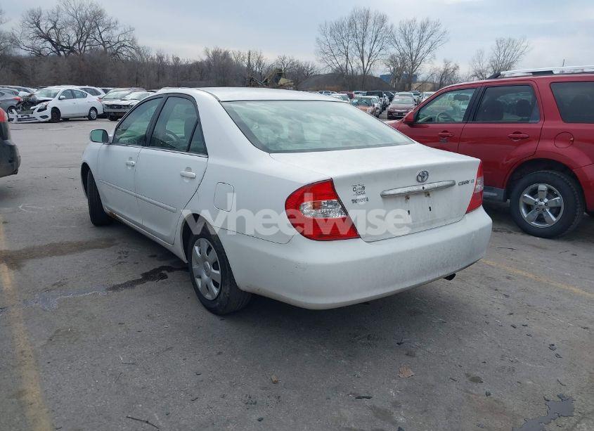 Photo 3 of 2003 Toyota Camry LE (VIN 4T1BE32K03U237588)