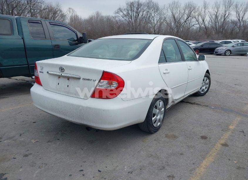 Photo 4 of 2003 Toyota Camry LE (VIN 4T1BE32K03U237588)
