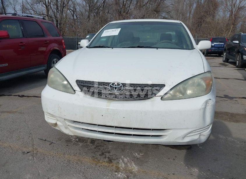 Photo 6 of 2003 Toyota Camry LE (VIN 4T1BE32K03U237588)