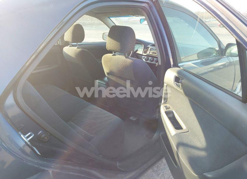 Photo 8 of 2003 Toyota Camry SE (VIN 4T1BE32K03U241866)