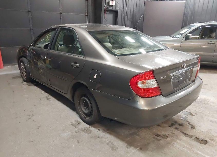 Photo 3 of 2003 Toyota Camry LE (VIN 4T1BE32K03U723589)