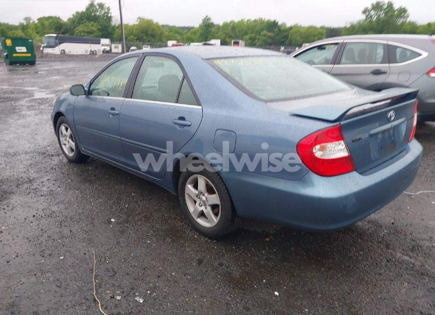 Photo 3 of 2003 Toyota Camry LE/SE/XLE (VIN 4T1BE32K03U734771)