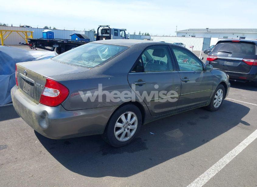 Photo 4 of 2003 Toyota Camry XLE (VIN 4T1BE32K03U754857)