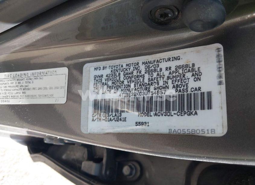 Photo 9 of 2003 Toyota Camry XLE (VIN 4T1BE32K03U754857)