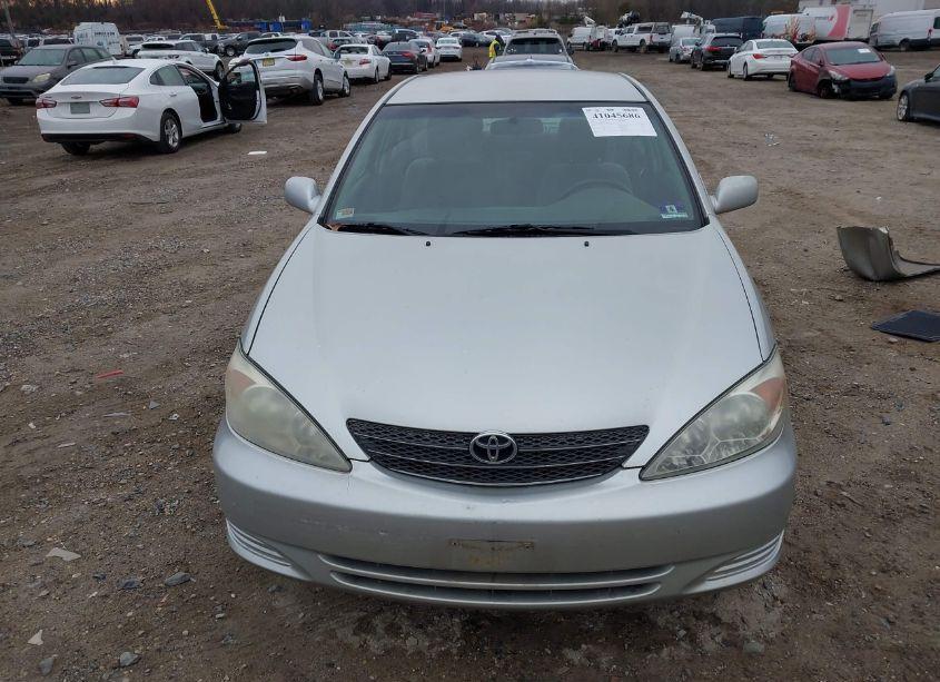 Photo 12 of 2003 Toyota Camry LE (VIN 4T1BE32K03U773425)