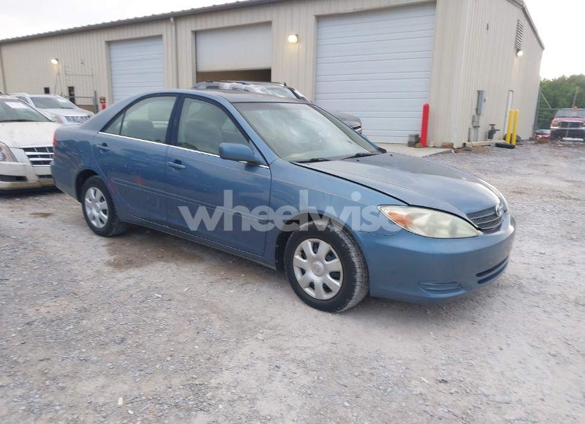 2003 Toyota Camry LE (VIN 4T1BE32K03U787468) main photo