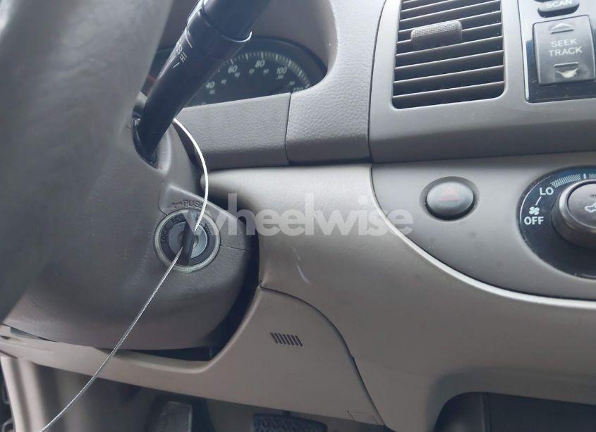 Photo 11 of 2003 Toyota Camry LE (VIN 4T1BE32K03U787468)