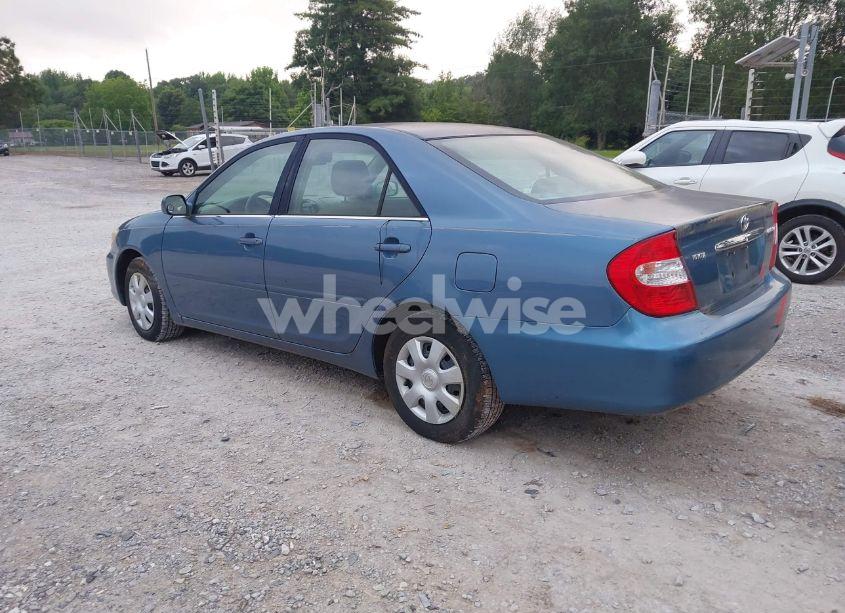 Photo 3 of 2003 Toyota Camry LE (VIN 4T1BE32K03U787468)