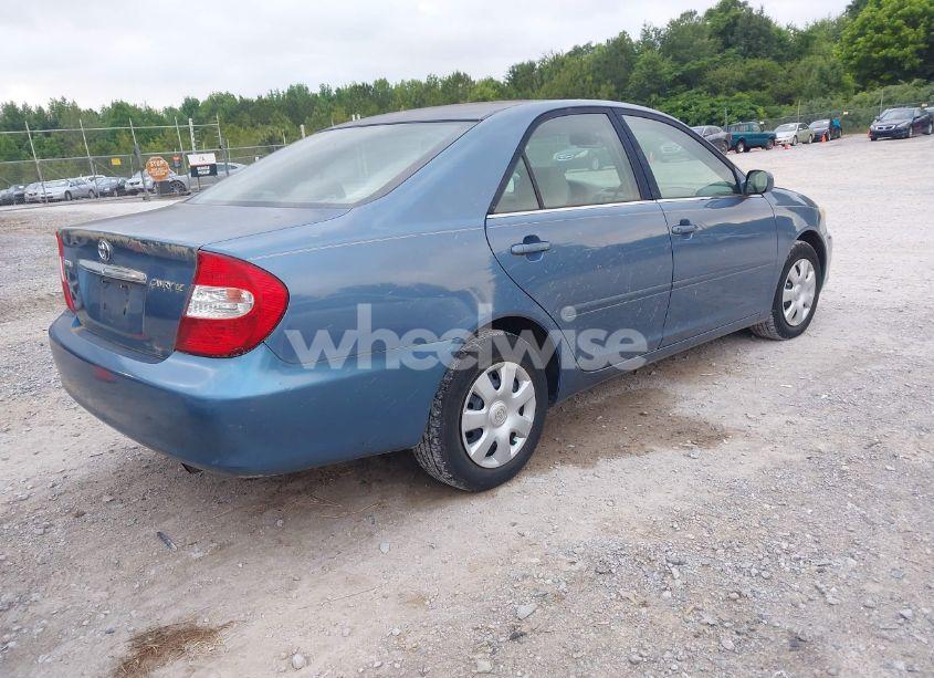 Photo 4 of 2003 Toyota Camry LE (VIN 4T1BE32K03U787468)