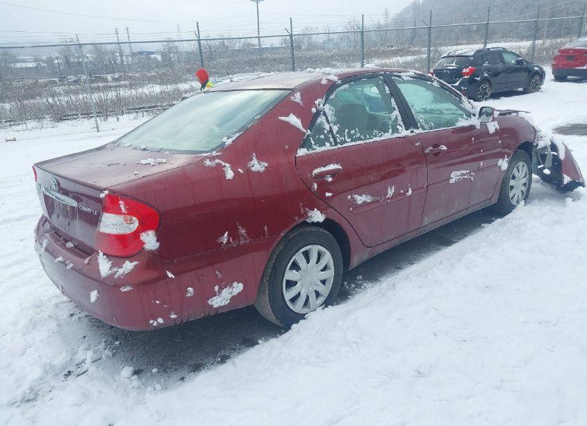 Photo 4 of 2004 Toyota Camry LE (VIN 4T1BE32K04U283830)