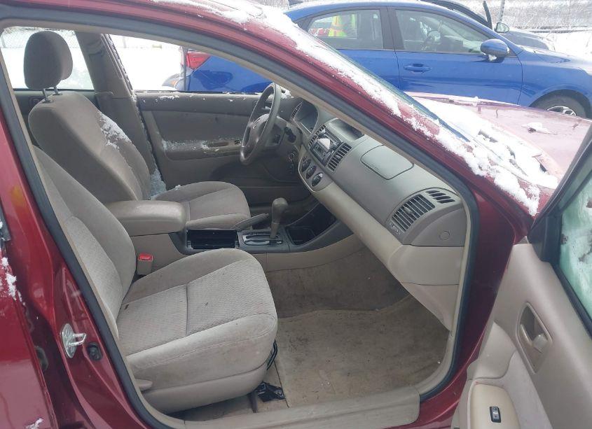 Photo 5 of 2004 Toyota Camry LE (VIN 4T1BE32K04U283830)