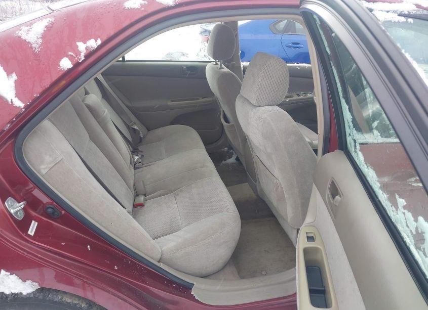 Photo 8 of 2004 Toyota Camry LE (VIN 4T1BE32K04U283830)