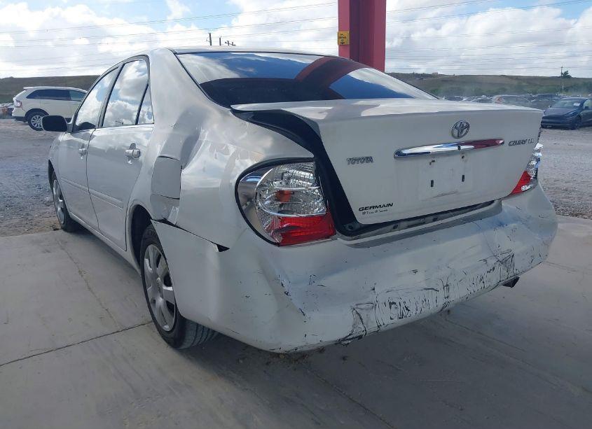 Photo 3 of 2004 Toyota Camry LE (VIN 4T1BE32K04U293564)