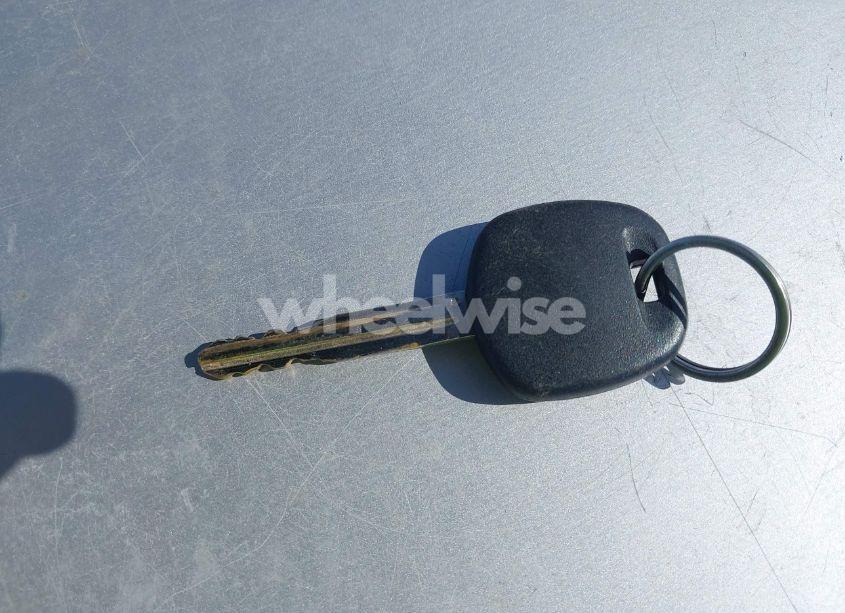 Photo 11 of 2004 Toyota Camry LE (VIN 4T1BE32K04U311979)